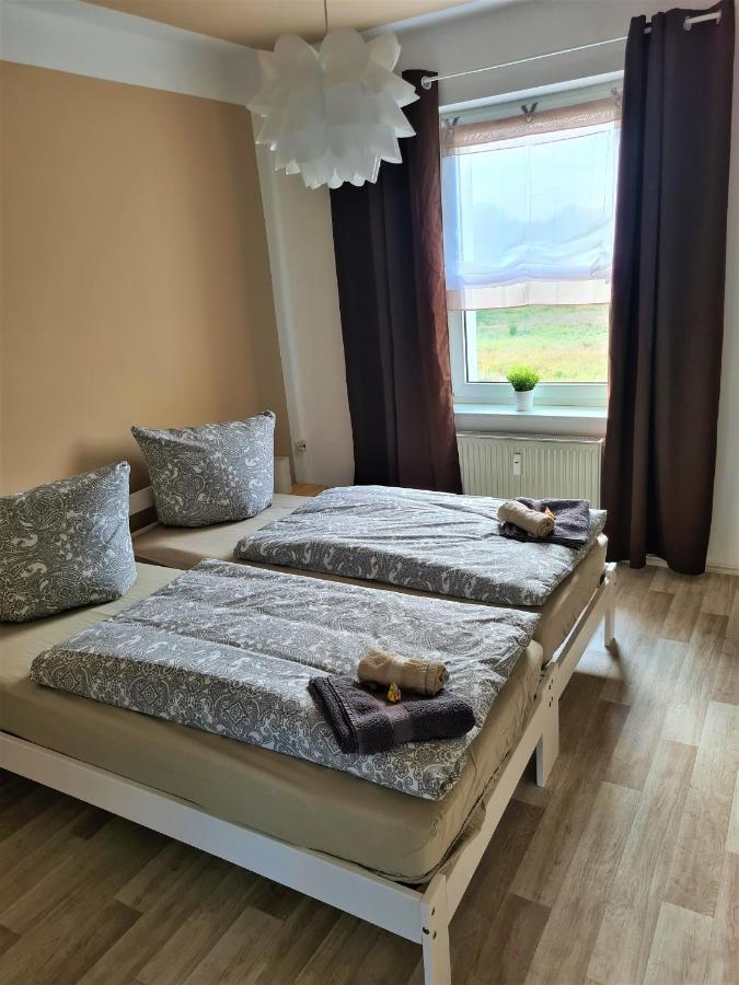 בראנדנבורג Ferienwohnung Mit Seeblick מראה חיצוני תמונה