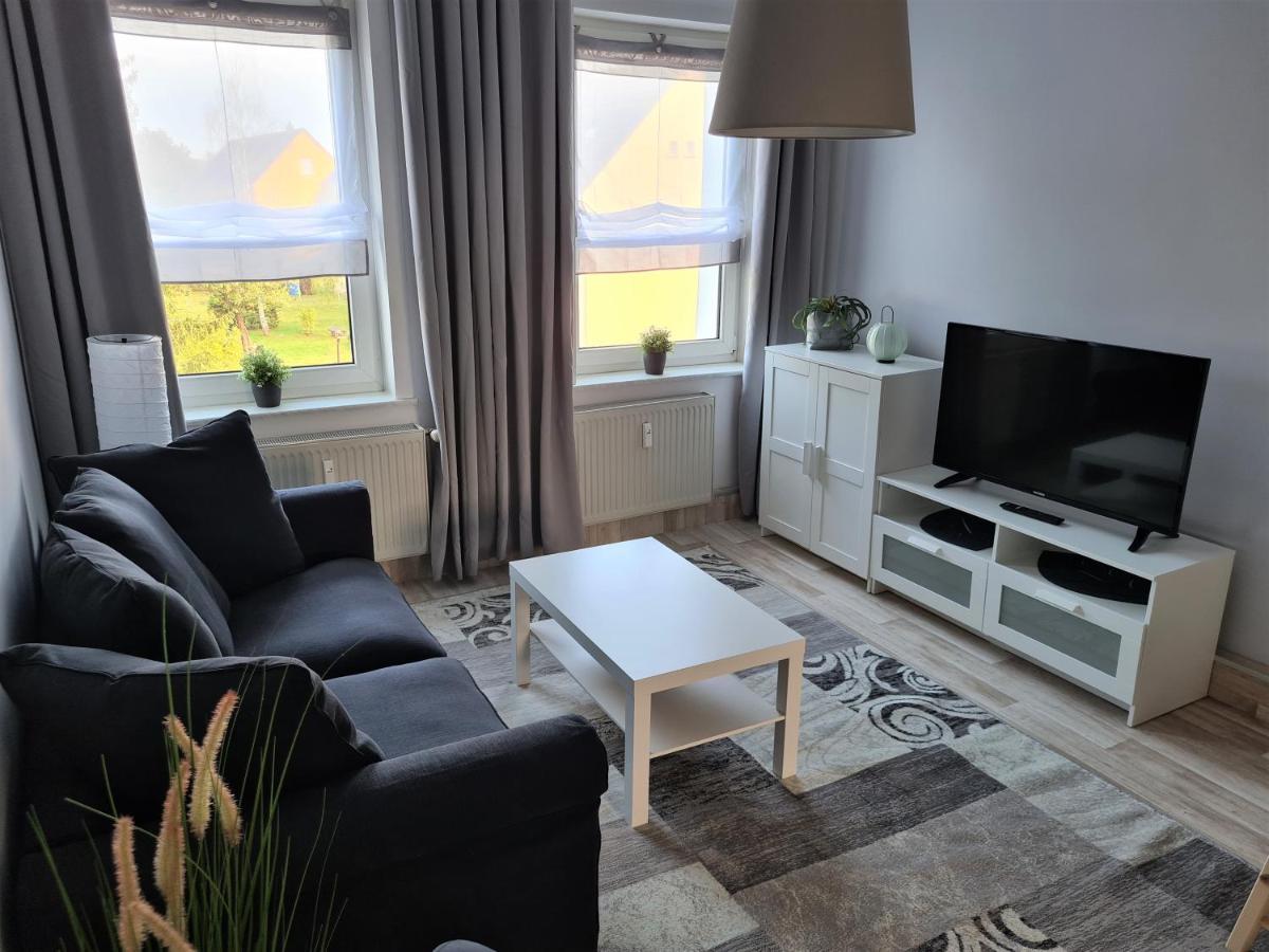 בראנדנבורג Ferienwohnung Mit Seeblick מראה חיצוני תמונה