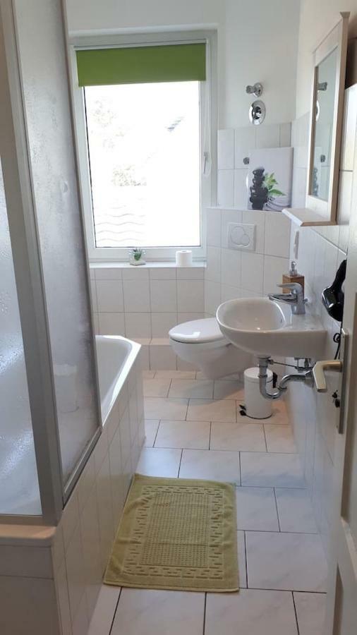 בראנדנבורג Ferienwohnung Mit Seeblick מראה חיצוני תמונה